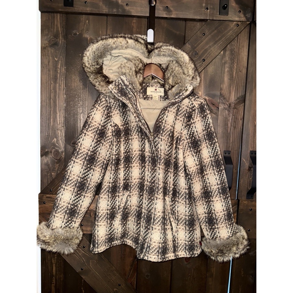 Woolrich‎ Women's Sz Medium M Plaid Brown Faux Fur Trim Hooded Winter Coat Warm